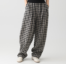 Load image into Gallery viewer, Women's Linen Casual Loose Plaid Elastic Waist Wide-Leg Pants, Casual Daily Wear
