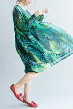 Load image into Gallery viewer, 2018 Green Palm Leaves Long Sleeve Chiffon Dresses Maxi Dresses Oversize Q2801 - FantasyLinen