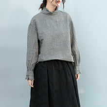 Load image into Gallery viewer, Loose Black Plaid Cotton Linen Shirt Women Casual Blouse S5026
