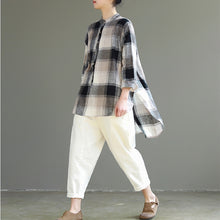 Load image into Gallery viewer, Vintage Loose Cotton Linen Plaid Shirt Women Spring Tops S25024