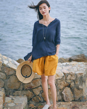 Load image into Gallery viewer, Loose Green And Yellow Linen Shorts Women Summer Trousers K8743