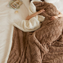 Load image into Gallery viewer, Soft Chunky Blanket, Fuzzy Throw Blanket, Cozy Blanket for Bed