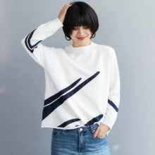 Load image into Gallery viewer, Women Creatively Patterned Round Collar Knit Sweater