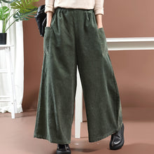 Load image into Gallery viewer, Women Loose Corduroy Wide Legs Pants