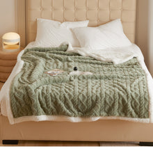 Load image into Gallery viewer, Soft Chunky Blanket, Fuzzy Throw Blanket, Cozy Blanket for Bed