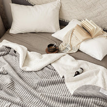Load image into Gallery viewer, Soft Chunky Blanket, Wool Blanket, Solid Color Plush Blanket