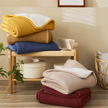 Load image into Gallery viewer, Chunky Weight Blanket, Plush Wool Blanket, Soft Throw Blanket