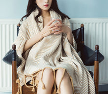 Load image into Gallery viewer, Soft Throw Blanket, Warm Blanket for Winter, Cotton Blanket Twin