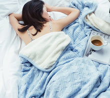 Load image into Gallery viewer, Soft Throw Blankets, Thick Weighted Blanket, Chunky Wool Blanket