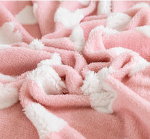 Load image into Gallery viewer, Soft Throw Blankets,Thick Weighted Blanket, Chunky Wool Blanket