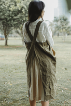 Load image into Gallery viewer, 100%Linen Apron Bakery Catering Painter Florist Gardener Workwear