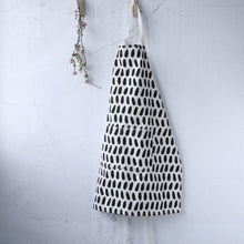 Load image into Gallery viewer, Simple Japanese Style Cotton Linen Parent-child Apron A18022