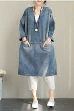 Load image into Gallery viewer, Vintage Loose Blue Denim Dresses Women Cotton Fall Outfits Q1388