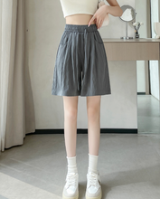 Load image into Gallery viewer, Summer Casual Pleated Loose Shorts With Slanted Pockets, For Work And Daily
