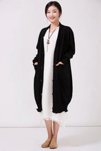 Load image into Gallery viewer, Women Black Loose Plus Size Sweater Coat
