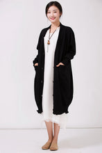 Load image into Gallery viewer, Women Black Loose Plus Size Sweater Coat