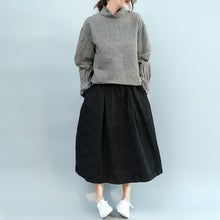 Load image into Gallery viewer, Loose Black Plaid Cotton Linen Shirt Women Casual Blouse S5026
