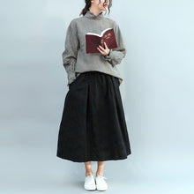 Load image into Gallery viewer, Loose Black Plaid Cotton Linen Shirt Women Casual Blouse S5026
