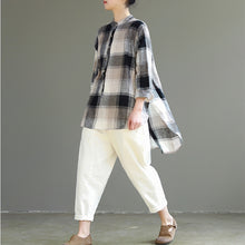 Load image into Gallery viewer, Vintage Loose Cotton Linen Plaid Shirt Women Spring Tops S25024