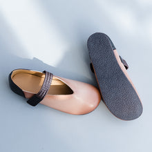 Load image into Gallery viewer, Casual Simple Women Comfort Leather Flat Shoes For Spring X25032