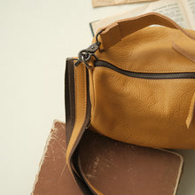 Load image into Gallery viewer, The Full Grain Leather Bag, One-Shoulder Messenger Leather Bag, Bucket Bag Purses for Woman

