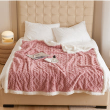 Load image into Gallery viewer, Soft Chunky Blanket, Fuzzy Throw Blanket, Cozy Blanket for Bed
