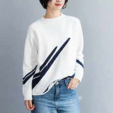 Load image into Gallery viewer, Women Creatively Patterned Round Collar Knit Sweater
