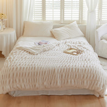 Load image into Gallery viewer, Chunky Blanket, Fuzzy Throw Blankets, Solid Color Plush Blanket