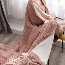 Load image into Gallery viewer, Chunky Blanket, Soft  Throw blankets, Grey Wool Blanket
