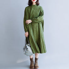 Load image into Gallery viewer, Green Pleated Cotton Loose Dress For Women
