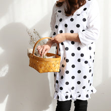 Load image into Gallery viewer, Black And White Dot Apron Fashion Home Kitchen Workwear A18023