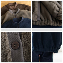Load image into Gallery viewer, Women clothes coat for winter

